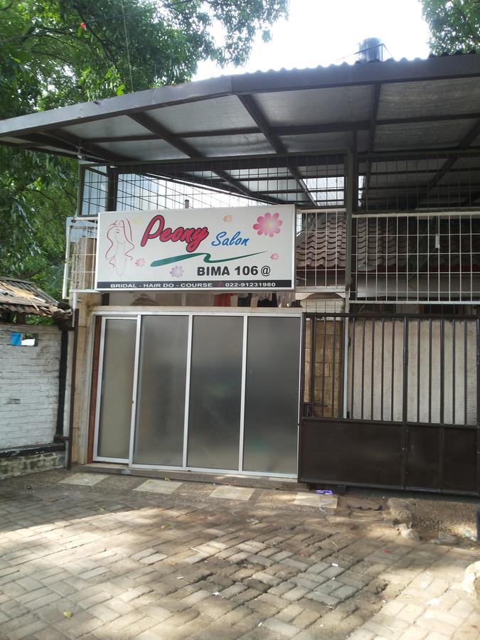 Peony Guesthouse Bandung Bagian luar foto