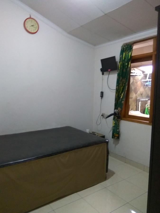 Peony Guesthouse Bandung Bagian luar foto