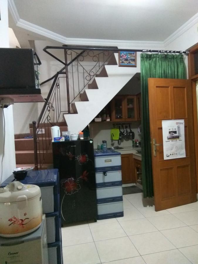 Peony Guesthouse Bandung Bagian luar foto