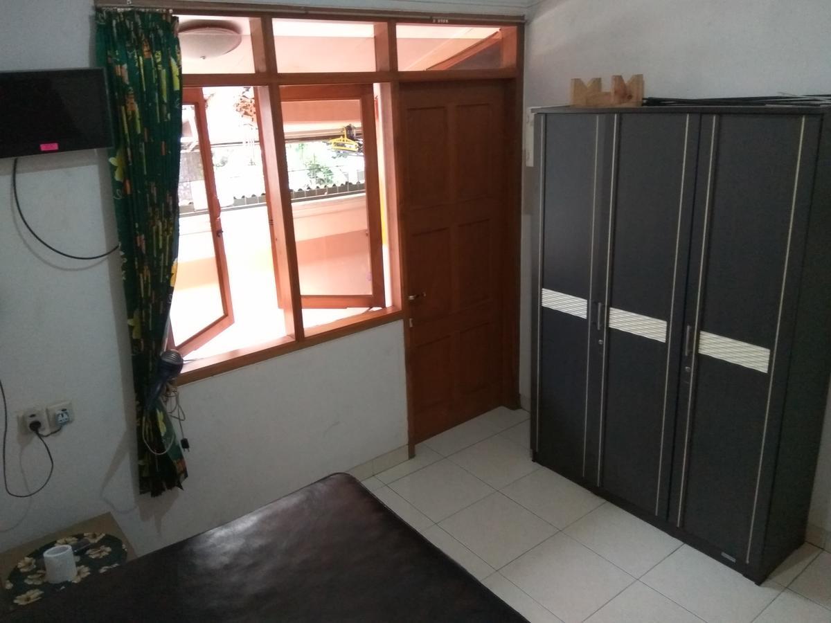 Peony Guesthouse Bandung Bagian luar foto